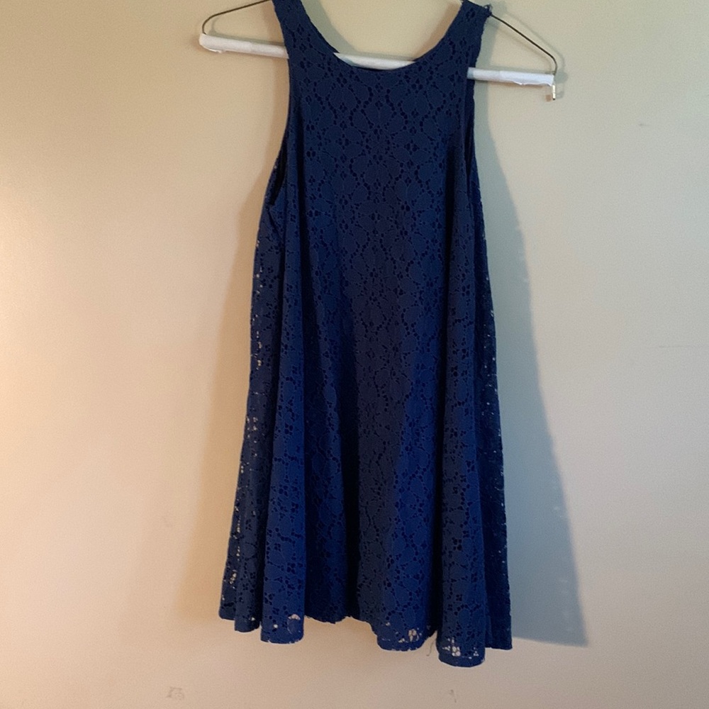 Women’s navy sleeveless dress